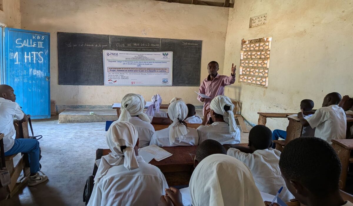 Formation de 42 jeunes ambassadeurs de la paix au Sud-Kivu